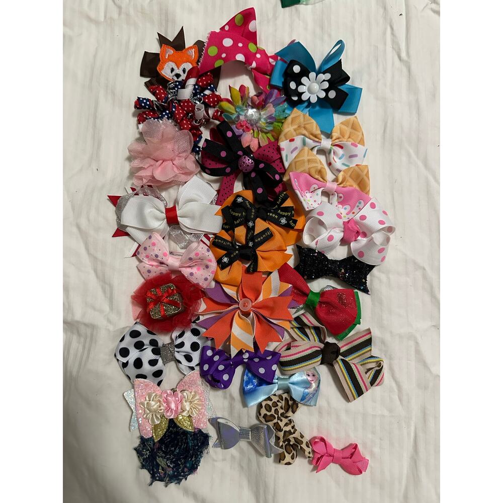 26 Toddler Small 3" bows patterns - includes holder